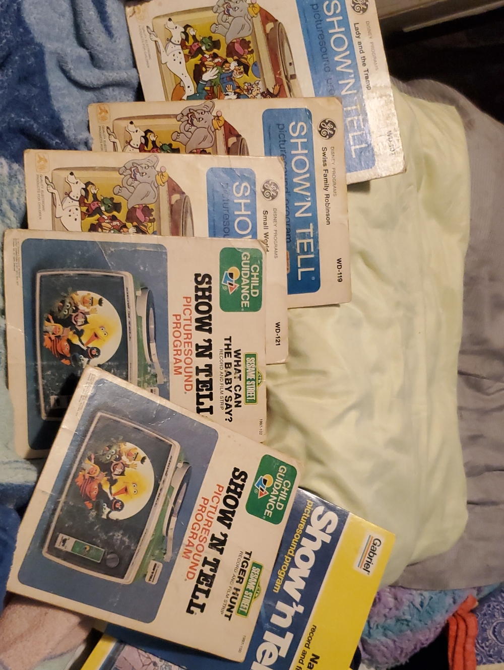 Vintage Show 'N Tell Picturesound Lot of 8 - Disney & Sesame Street